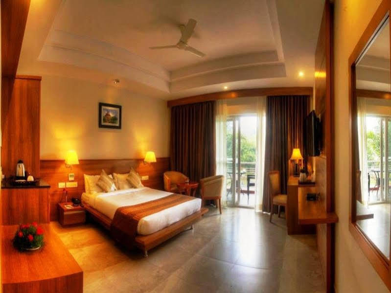 Hotel Le Ruchi The Prince Mysore Eksteriør billede